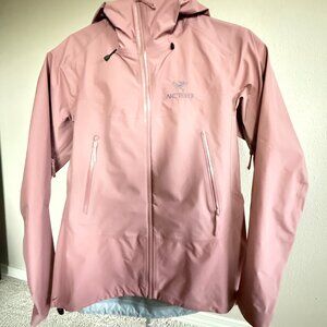 Arc’teryx Women’s Beta SL Hybrid Jacket Pink Size Small – Lightly Worn